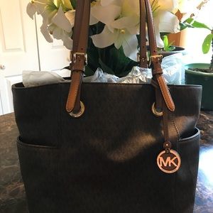 Michael Kors Jet set
